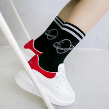 Load image into Gallery viewer, Harajuku Striped Socks