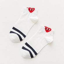 Load image into Gallery viewer, Harajuku Heart Socks