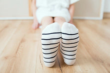 Load image into Gallery viewer, Harajuku Heart Socks