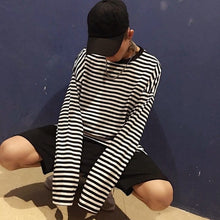 Load image into Gallery viewer, Oversized Striped Tee