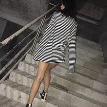 Load image into Gallery viewer, Oversized Striped Tee