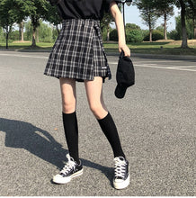 Load image into Gallery viewer, Kawaii Plaid Skirt