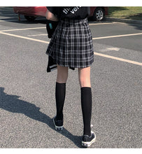 Load image into Gallery viewer, Kawaii Plaid Skirt
